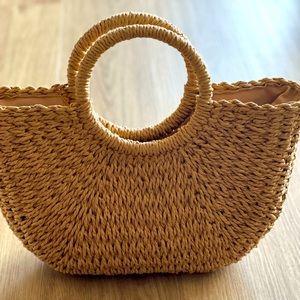 Straw Wicker Bag with lined inside